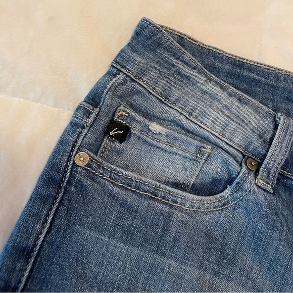 LIKE NEW - KANCAN DISTRESSED FRAYED HEM JEANS - SIZE 29 - Picture 5 of 10